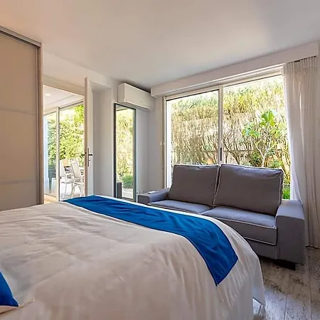 With Private Pool And Lagoon Views ホテル 3*