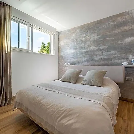 ホテル With Private Pool And Lagoon Views メーズ